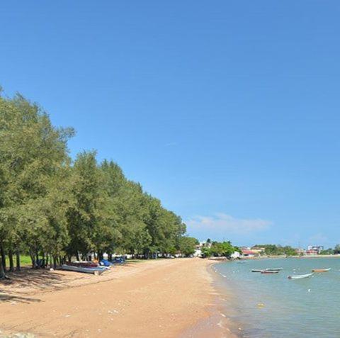 Cozy Pool And Seaview Glory Beach Resort 2 Bedrooms B Block Port Dickson Esterno foto