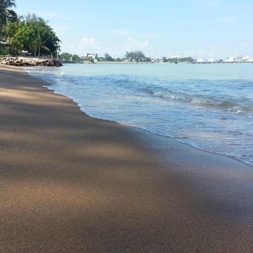 Cozy Pool And Seaview Glory Beach Resort 2 Bedrooms B Block Port Dickson Esterno foto